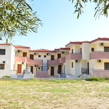 Skentos Apartments Sea View 波利克罗诺 外观 照片