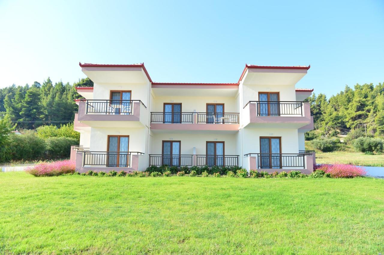Skentos Apartments Sea View 波利克罗诺 外观 照片